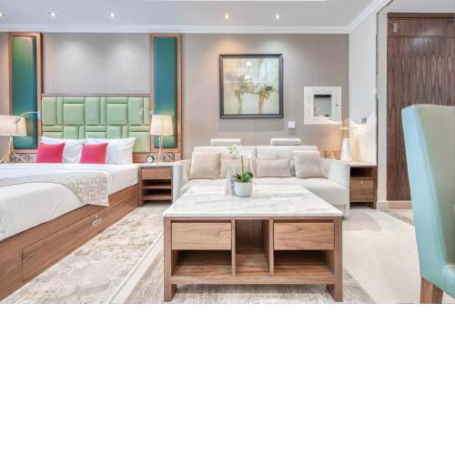 Modern Studio at Bayz by Danube Business Bay by Deluxe Holiday Homes