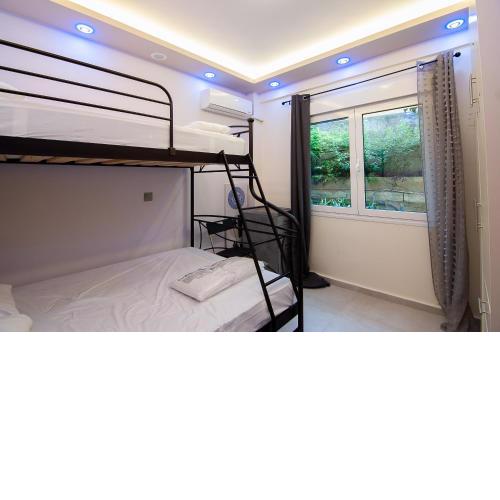 Modern Studio for 4 in Glyfada