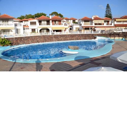 Modern studio in complex Paraiso Royal, LA95