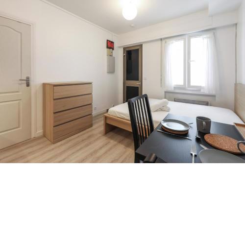 Modern studio in the heart of Paris - Welkeys