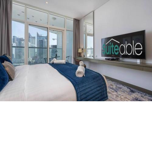 Modern Studio with Prime View of Dubai Canal