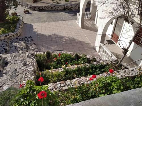 Modern Studios near to Perissa Beach 2
