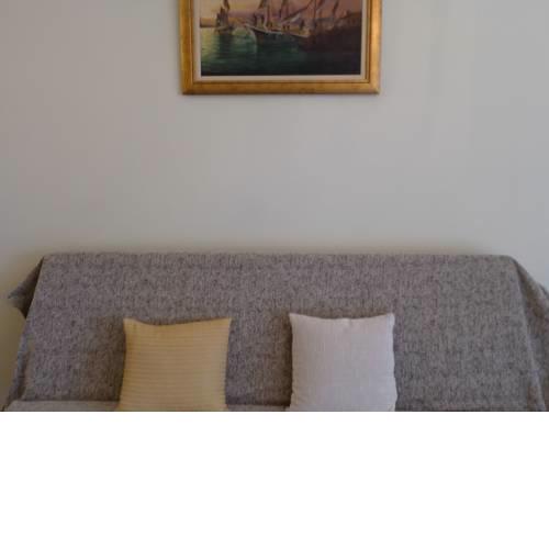 Modern Traditional Central Apartment