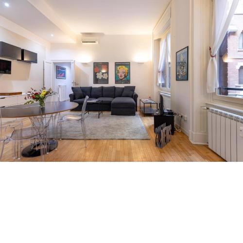 Modern two bedrooms apartment in Castello Cova