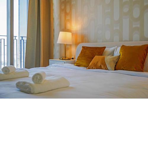 Modern Urban 3 bedroom apartment Dubai Creek Harbour