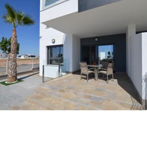 Modern Villa in Pilar de la Horadada, 2 km from Beach