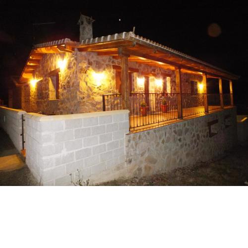 Moderna Casa de piedra