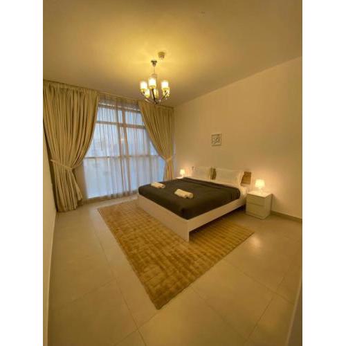 Modish Classy Apartment In Jumeirah