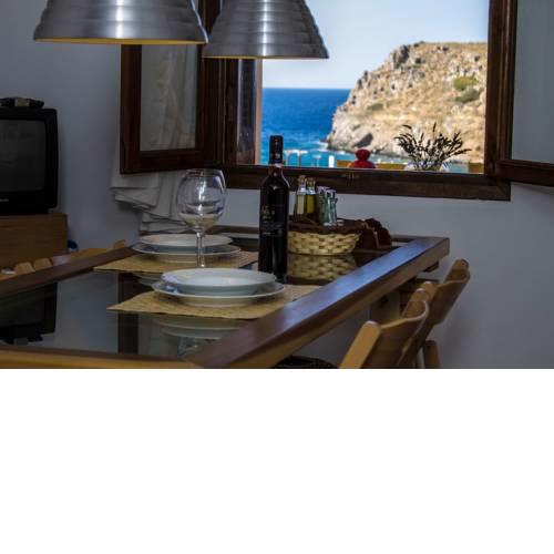 Mohlos house with Seaview