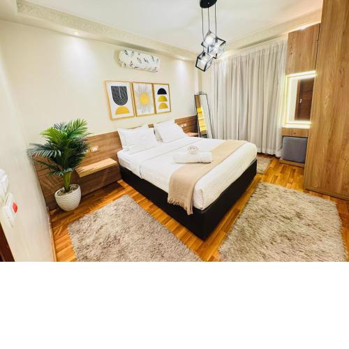 Mokattem private Condo