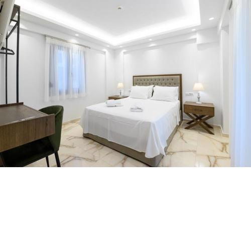 Moments studio Β1 ideal for up to 3 ppl( 2 adults plus one kid)!