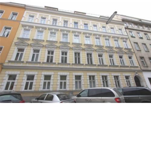 MoMore Apartments