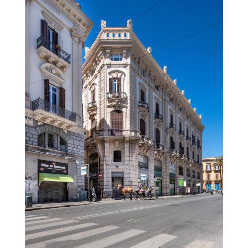 Moncada Suites & Apartments