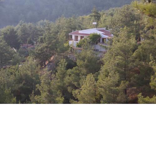 Moniatis Country House