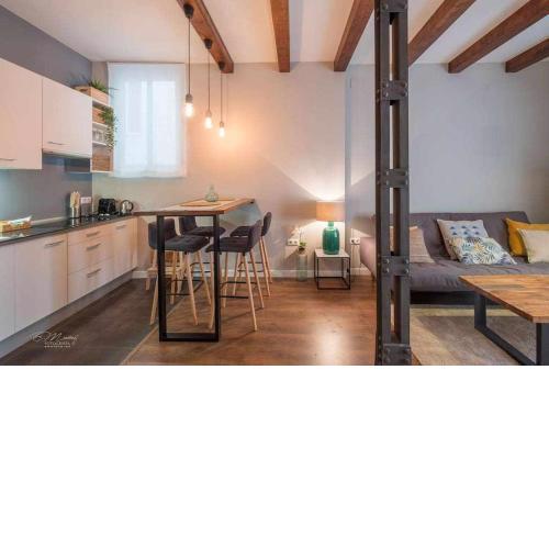 Monkeys Apartments Jardines de Murrillo y Parking