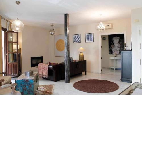 Monkeys Luxury Alameda House