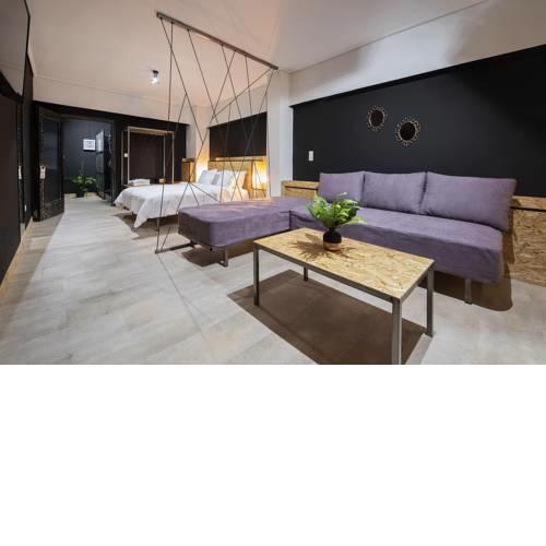 MONOGRAM ARTEMIS SUITE