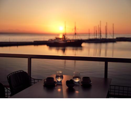 Monopolio Art Deco sea view Apartment next to Zakynthos Marina
