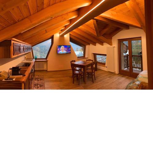 Montaz Alpine Home