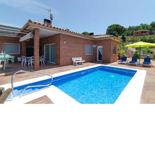 Montbarbat Villa Sleeps 6 Pool WiFi