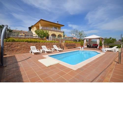 Montbarbat Villa Sleeps 8 Pool WiFi