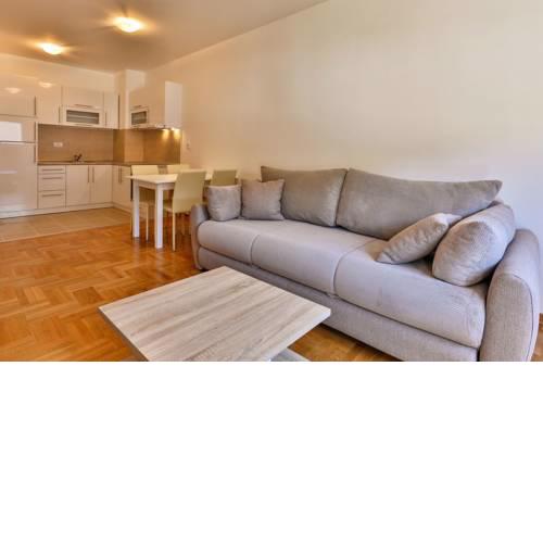 Montesa Rea Apartments