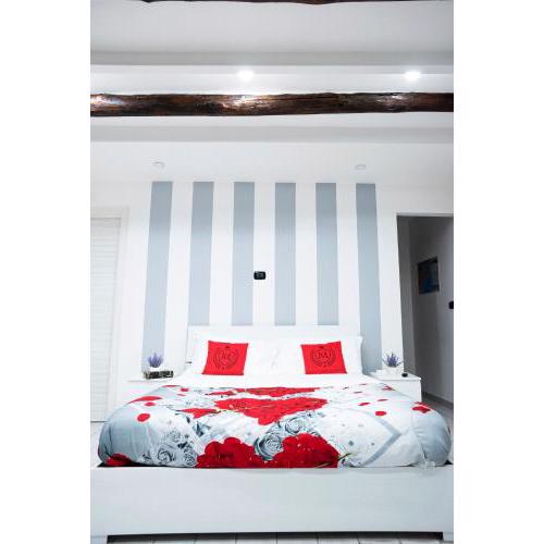 Montesantogroup Holiday House