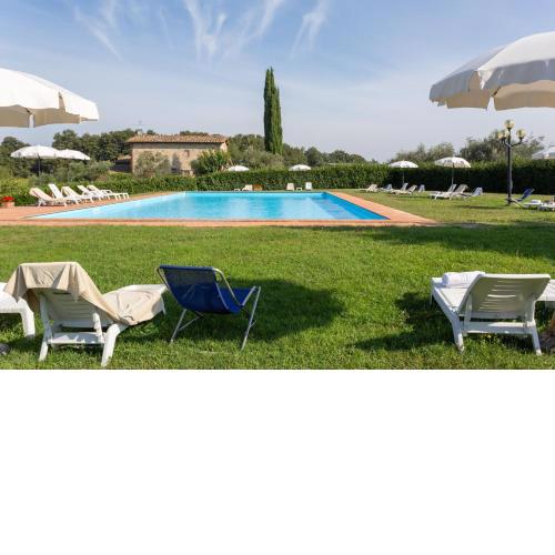 Montignana Apartments