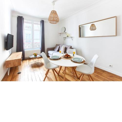Montmartre City Apartment - Abbesses Paris