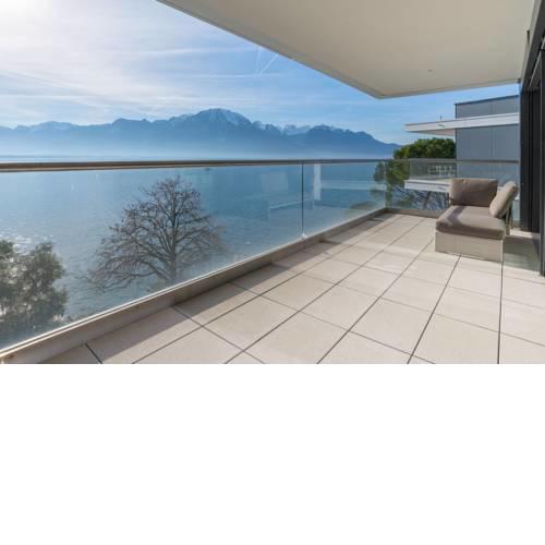 Montreux Lake View 4 Bedroom Apartments