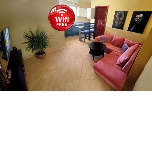 MOON apartment with swimming pool and grill in central Hurghada