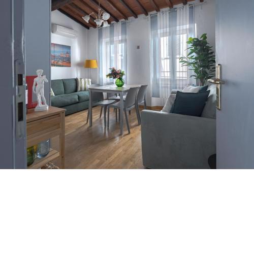 Moro Apartment One