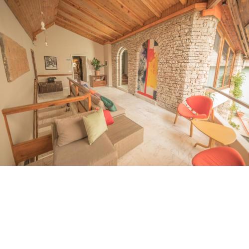 Mosaic Home