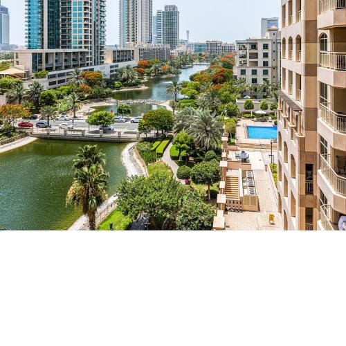 Mosela Tower by Emaar, The Views and Greens