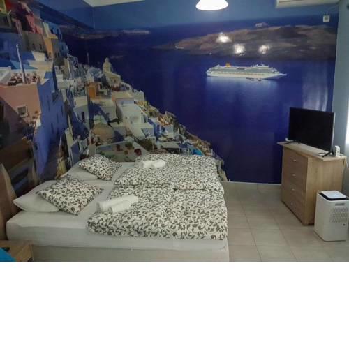 Most Athenian luxury studio near the sea and center