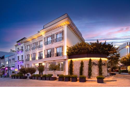Motto By Mula Hotel