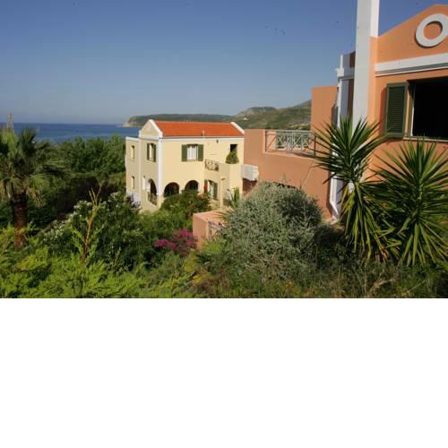 Mounda Beach Hotel