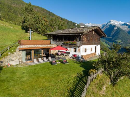 Mountain Chalet Obertreyen