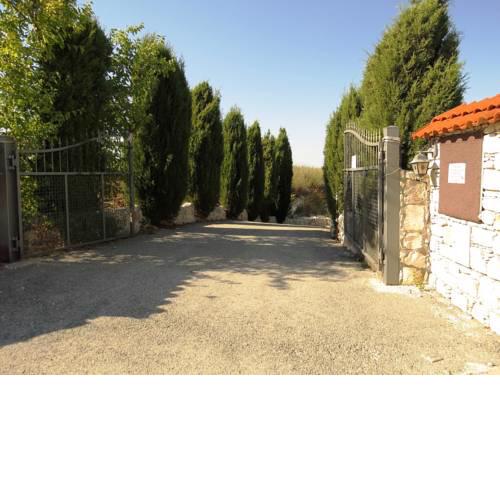 Mountain & Sea Holiday House