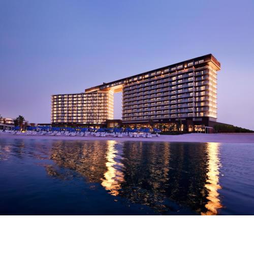 Mövenpick Resort Al Marjan Island