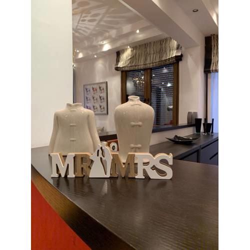 Mr & Mrs Downtown