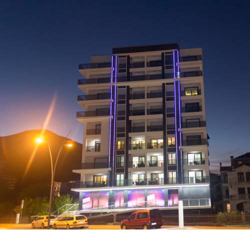MS Sea View Lux apartments