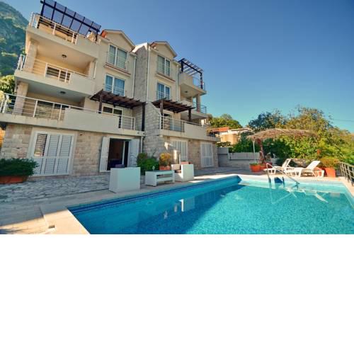 Muo Apartments