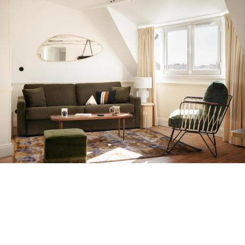 My Maison In Paris - Louvre