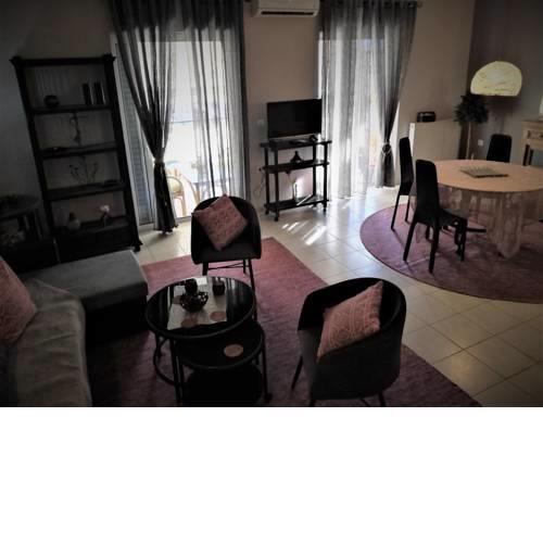 Nafplio Sweet Home with View to Castle & 2 Bathrooms
