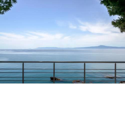 Naftilos Blue View retreat