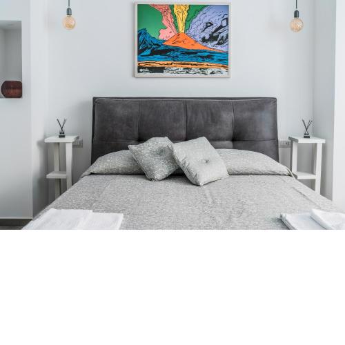 Naples & Love Rooms