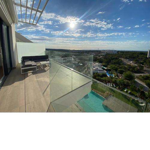 Naranjo 59 - Stunning Three Bedroom Las Colinas Penthouse