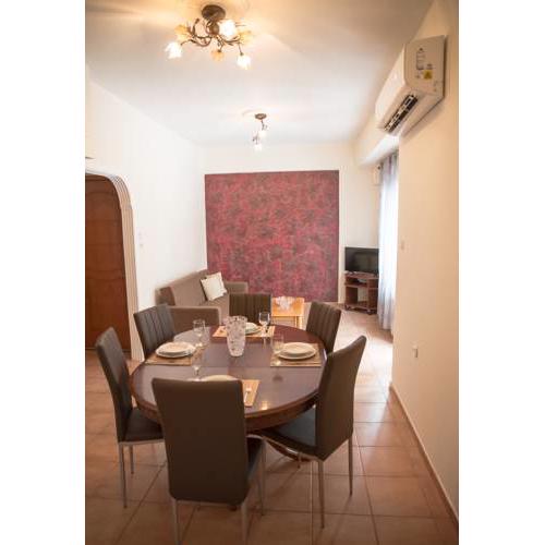 Nasos Apartment