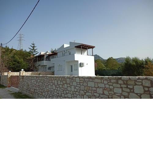 Nature house: Όμορφος χώρος με απεριόριστη θέα!!!